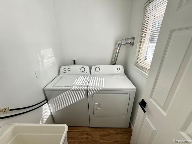 33659 Blackfoot Street, Westland, MI 48185