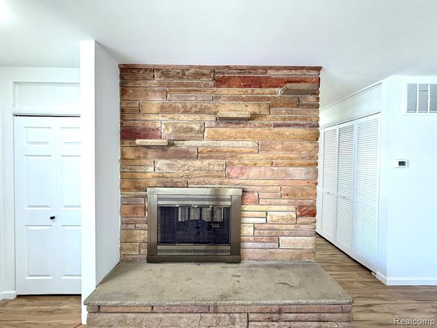 33659 Blackfoot Street, Westland, MI 48185