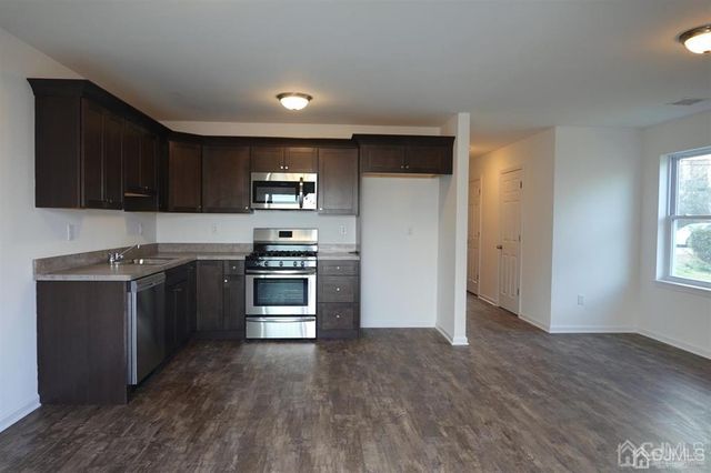 381-A HIGHLAND Street, South Amboy, NJ 08879