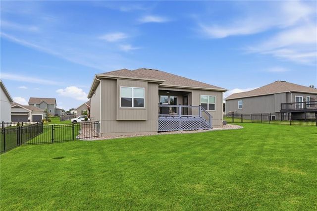 1812 Winchester Drive, Pleasant Hill, MO 64080