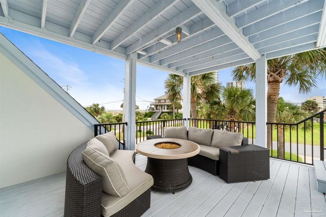 5 Sabine Dr, Pensacola Beach, FL 32561