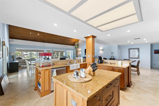 5 Sabine Dr, Pensacola Beach, FL 32561