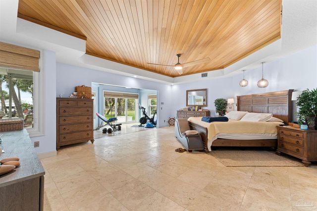 5 Sabine Dr, Pensacola Beach, FL 32561