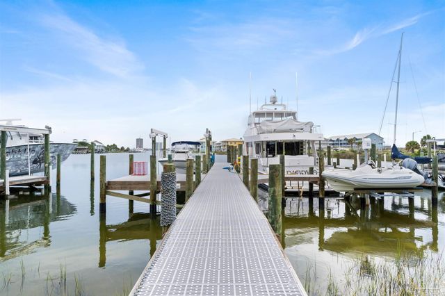 5 Sabine Dr, Pensacola Beach, FL 32561