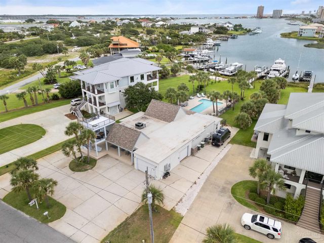 5 Sabine Dr, Pensacola Beach, FL 32561