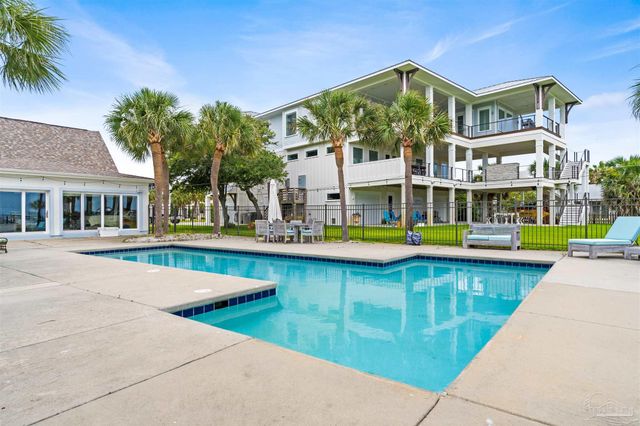 5 Sabine Dr, Pensacola Beach, FL 32561