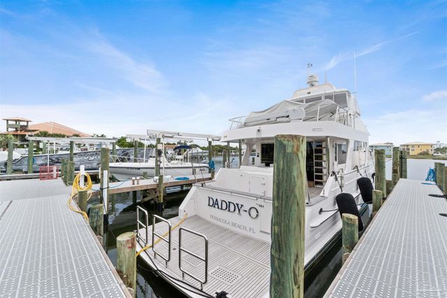 5 Sabine Dr, Pensacola Beach, FL 32561