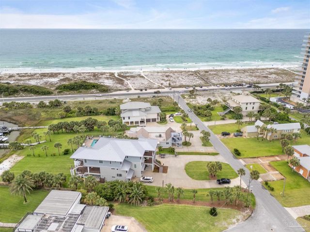 5 Sabine Dr, Pensacola Beach, FL 32561