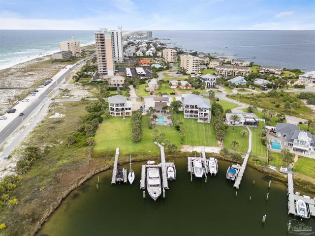 5 Sabine Dr, Pensacola Beach, FL 32561