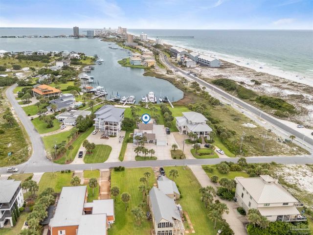 5 Sabine Dr, Pensacola Beach, FL 32561