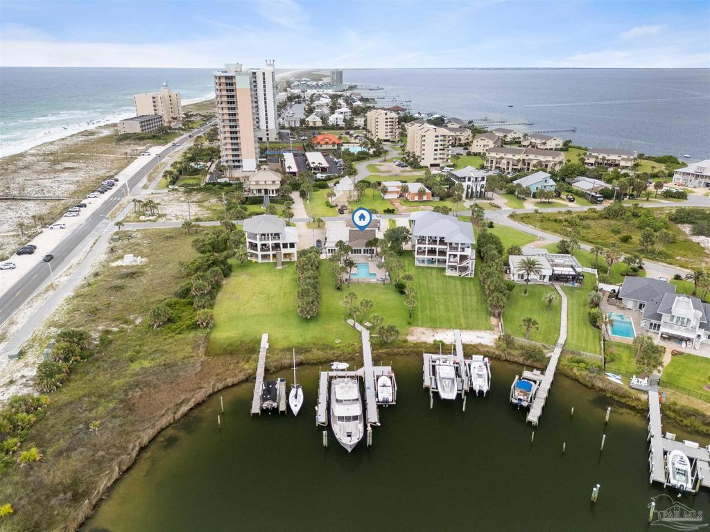 5 Sabine Dr, Pensacola Beach, FL 32561