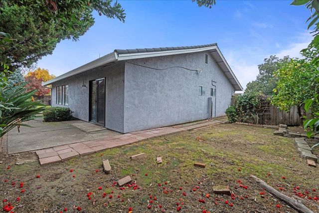 4152 Round Valley Cir, Stockton, CA 95207