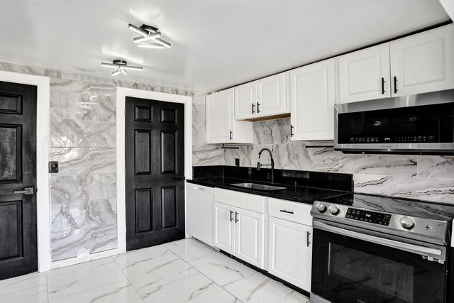 7936 TERRACE Road, Lake Worth, FL 33462