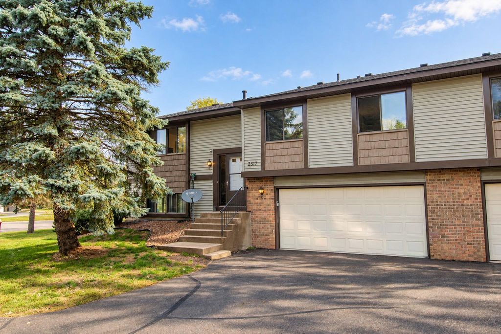 2817 Wimbledon Ridge, Woodbury, MN 55125 — exterior