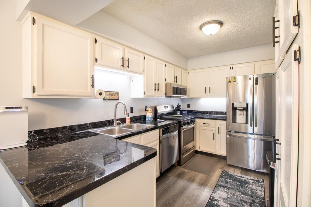 2817 Wimbledon Ridge, Woodbury, MN 55125 — photo 3