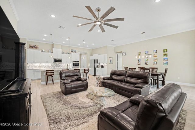 3995 Domain Court, Melbourne, FL 32934