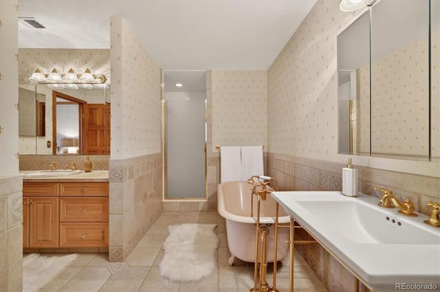 3960 S Lincoln Street, Englewood, CO 80113