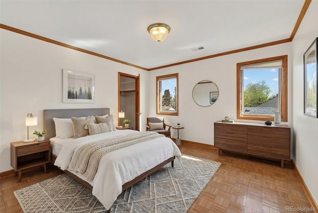 3960 S Lincoln Street, Englewood, CO 80113