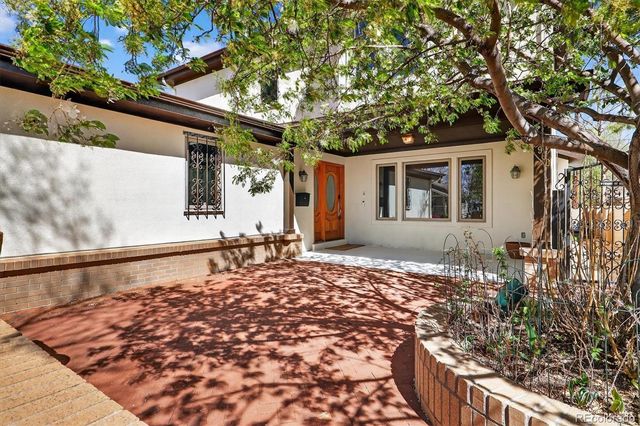 3960 S Lincoln Street, Englewood, CO 80113