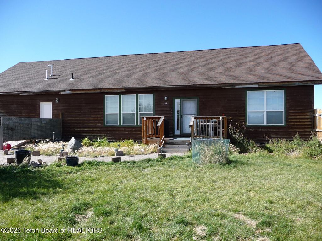 81 CHIEF JOSEPH Road, Pinedale, WY 82941 photo 2