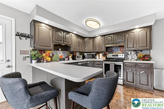 3686 Hickory Hill Road, Lower Saucon Twp, PA 18015