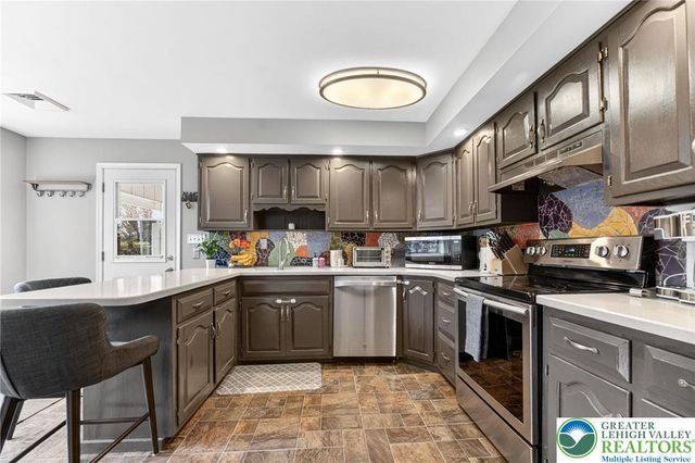 3686 Hickory Hill Road, Lower Saucon Twp, PA 18015