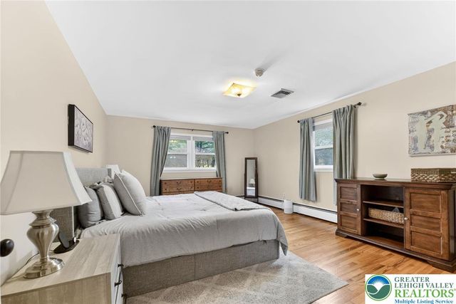 3686 Hickory Hill Road, Lower Saucon Twp, PA 18015