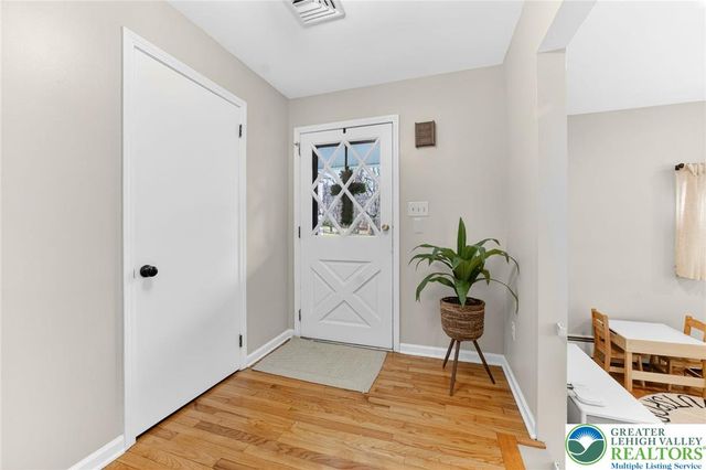 3686 Hickory Hill Road, Lower Saucon Twp, PA 18015