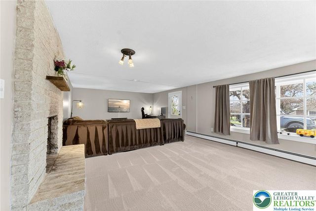3686 Hickory Hill Road, Lower Saucon Twp, PA 18015