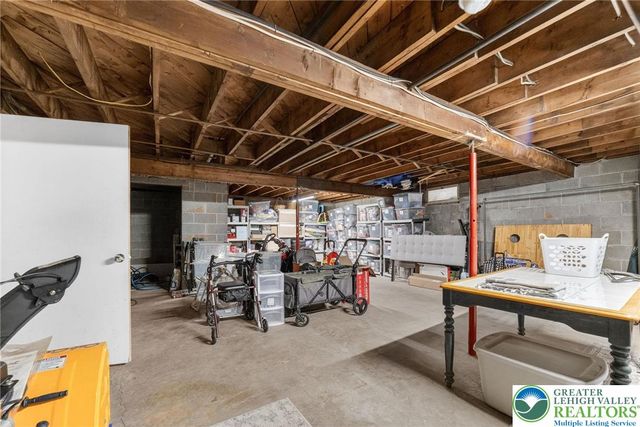 3686 Hickory Hill Road, Lower Saucon Twp, PA 18015