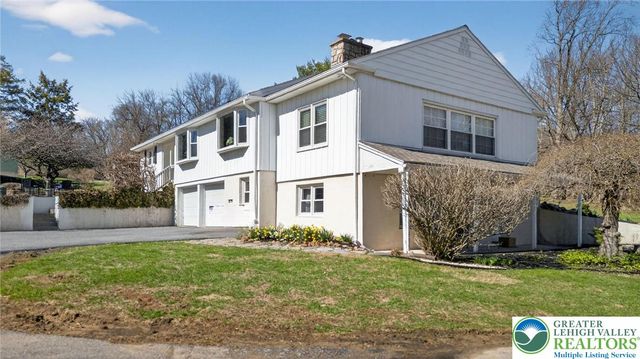 3686 Hickory Hill Road, Lower Saucon Twp, PA 18015