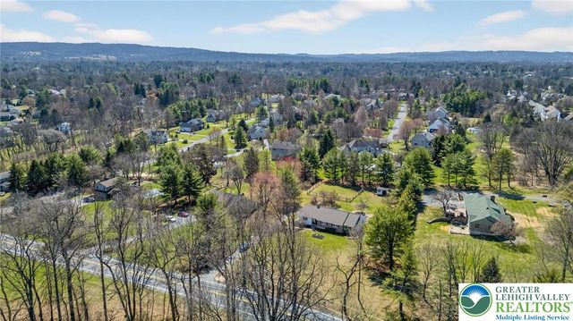 3686 Hickory Hill Road, Lower Saucon Twp, PA 18015