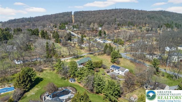 3686 Hickory Hill Road, Lower Saucon Twp, PA 18015