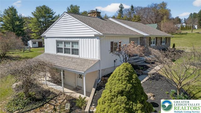 3686 Hickory Hill Road, Lower Saucon Twp, PA 18015