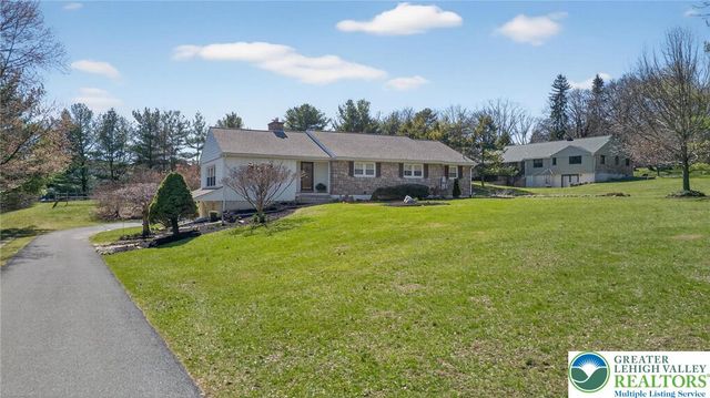 3686 Hickory Hill Road, Lower Saucon Twp, PA 18015
