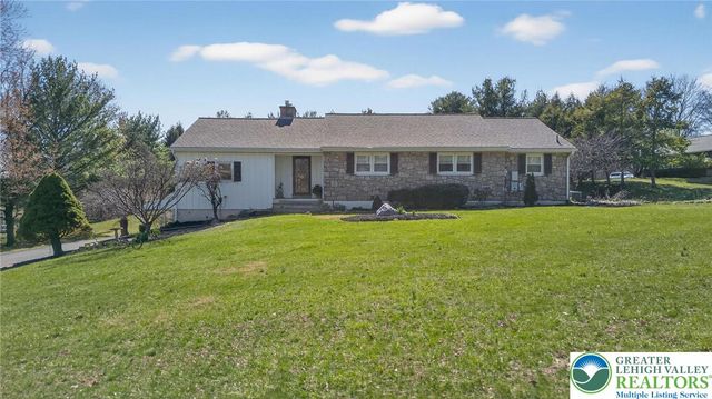 3686 Hickory Hill Road, Lower Saucon Twp, PA 18015
