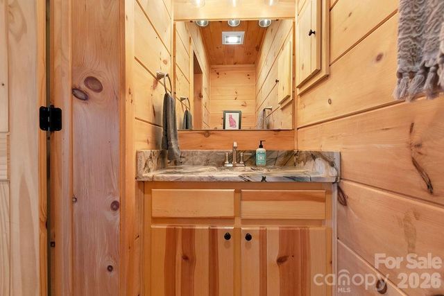 130 Greenfield Circle, Brevard, NC 28712