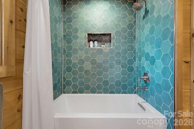 130 Greenfield Circle, Brevard, NC 28712