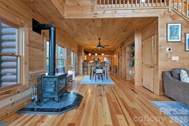 130 Greenfield Circle, Brevard, NC 28712