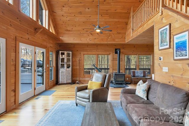 130 Greenfield Circle, Brevard, NC 28712