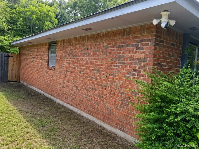 3800 HUNTING CREEK Road, Montgomery, AL 36116