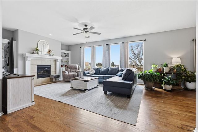 21741 W Summer Street, Spring Hill, KS 66083