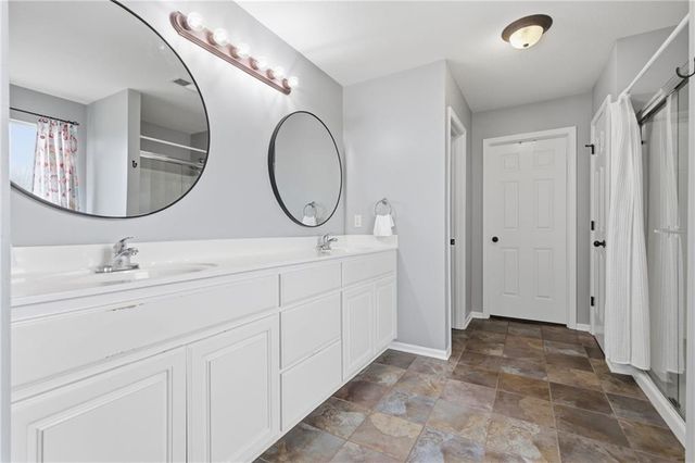 21741 W Summer Street, Spring Hill, KS 66083