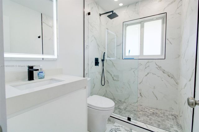 1311 SE 4th Ave, Pompano Beach, FL 33060