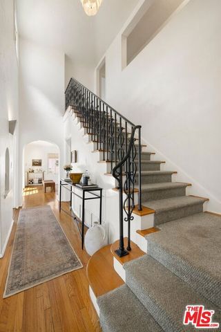 200 S McCarty Drive, Beverly Hills, CA 90212
