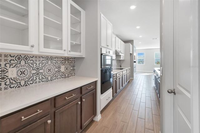 2290 ENDEAVOR WAY, Minneola, FL 34715