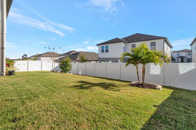 2290 ENDEAVOR WAY, Minneola, FL 34715