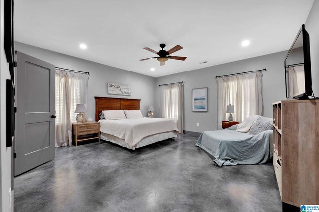 665 ROBBINS ROAD, Hayden, AL 35079