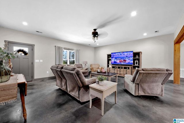 665 ROBBINS ROAD, Hayden, AL 35079