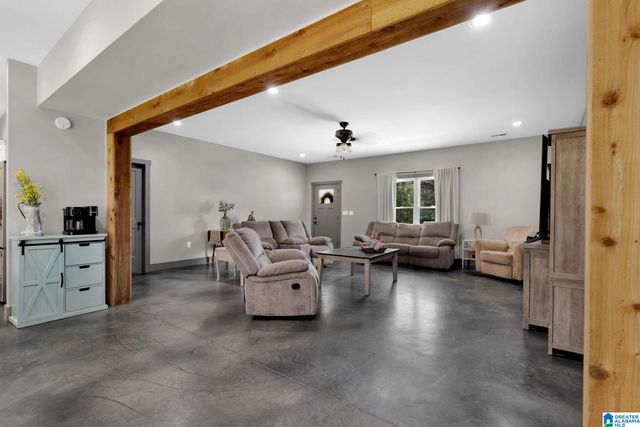 665 ROBBINS ROAD, Hayden, AL 35079